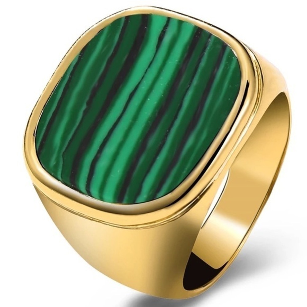 NEW Gold & Emerald Statement Ring - Size 6 - Picture 3 of 4